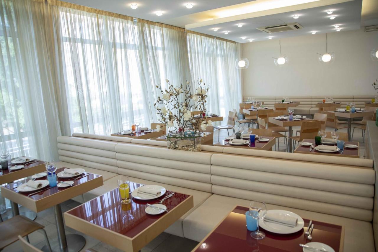 Hotel Remilia Reggio Emilia Exterior photo